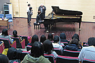 Vorlesung in Korea mit Professor Kurt Seibert